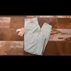 NWT! TURQUOISE LEGGINGS